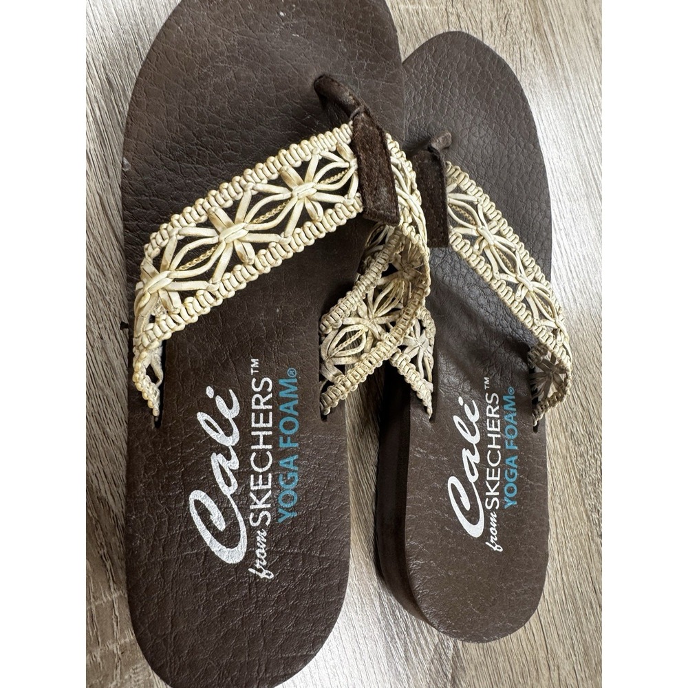 Skechers Meditation Ocean Breeze Flip Flops Sandals Brown Yoga Foam Size 10 SB18